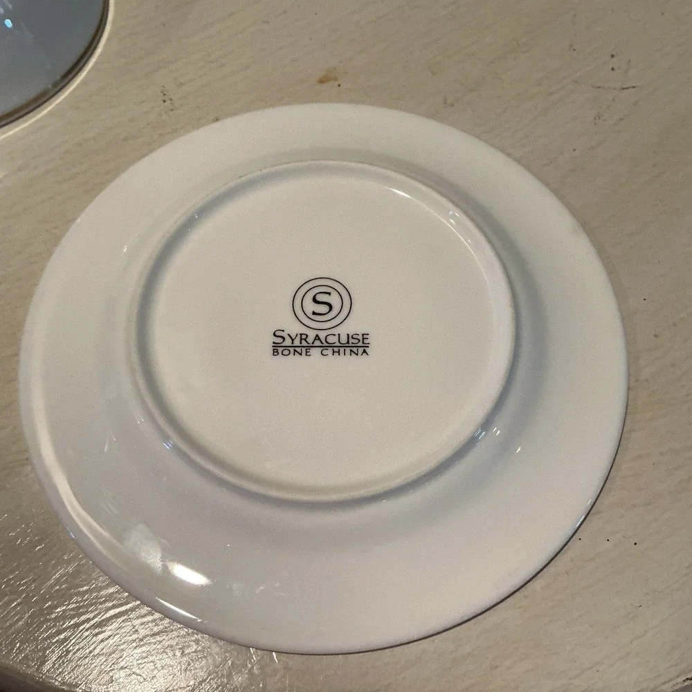 Syracuse Bone China Small Bowl (2) and Plate (3) Set Gold Rim White‎ Elegant